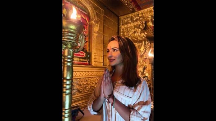 Seerat Kapoor, JMD, Pan-Indian Film, Navaratri, Peddamma Thalli Temple, Hyderabad, Actress Seerat Kapoor, Spiritual, Divine Blessings